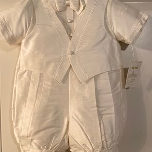 Boys 1 piece w/bow tie baptism/christening/wedding